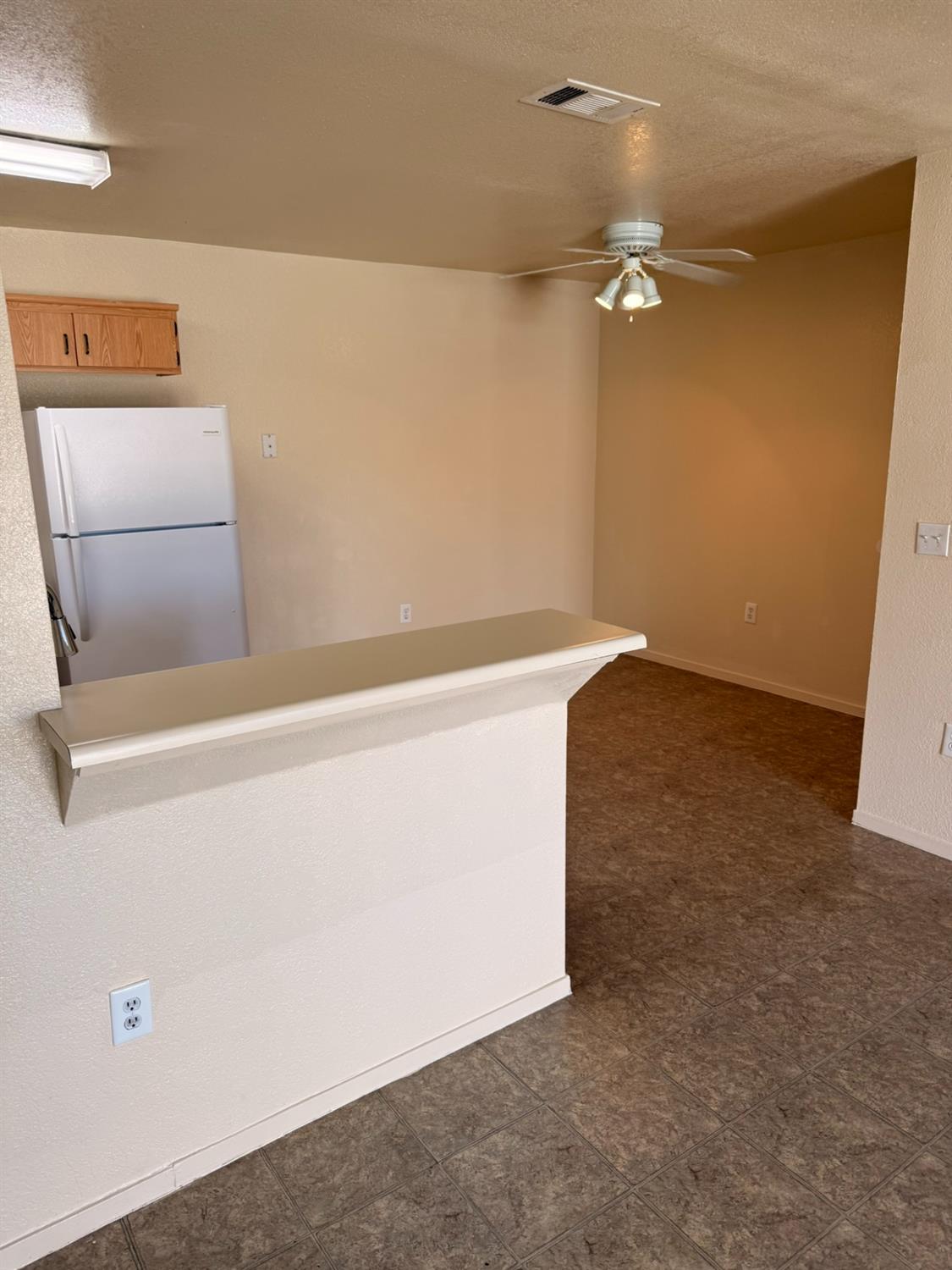 400 W Forest Ave, Coalinga, CA 93210