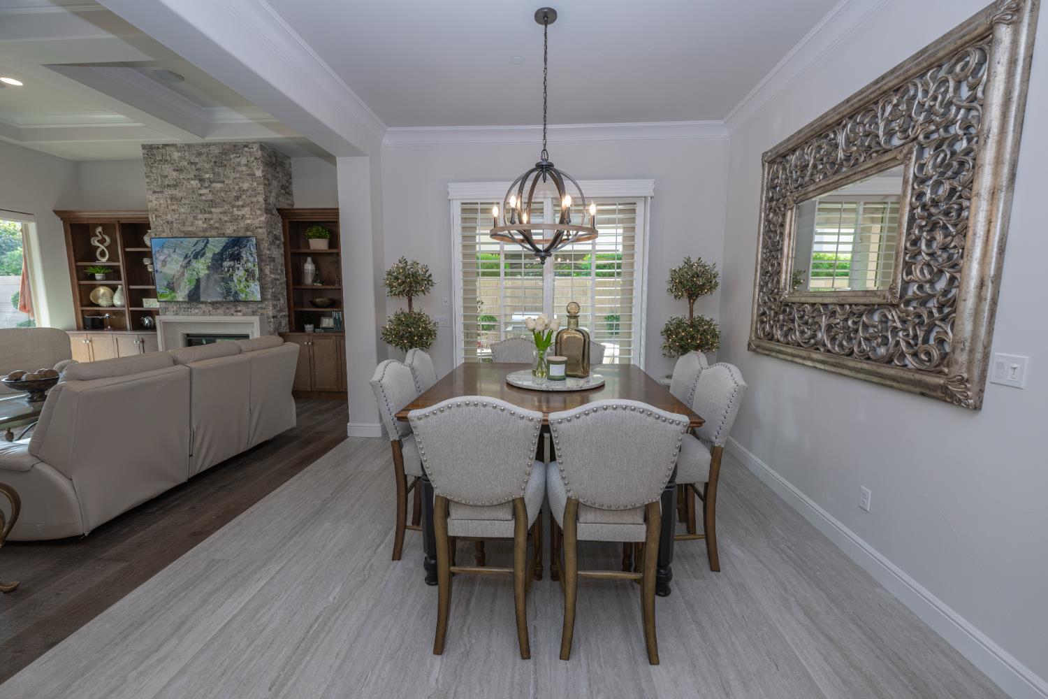 1863 E Calle Verde Way, Fresno, CA 93730