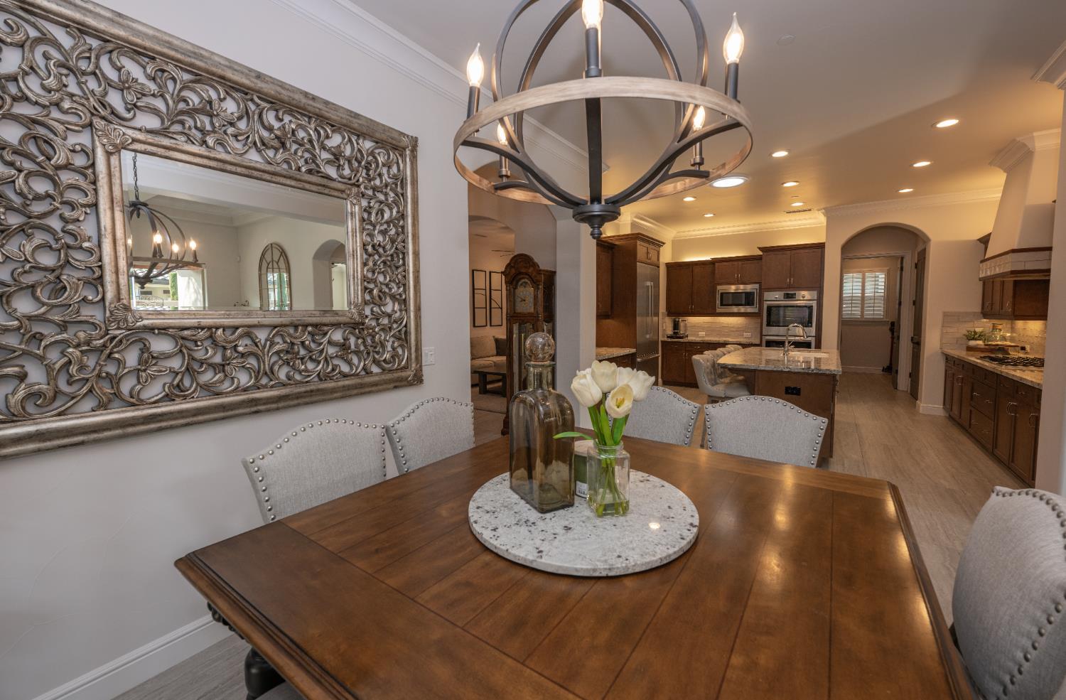 1863 E Calle Verde Way, Fresno, CA 93730