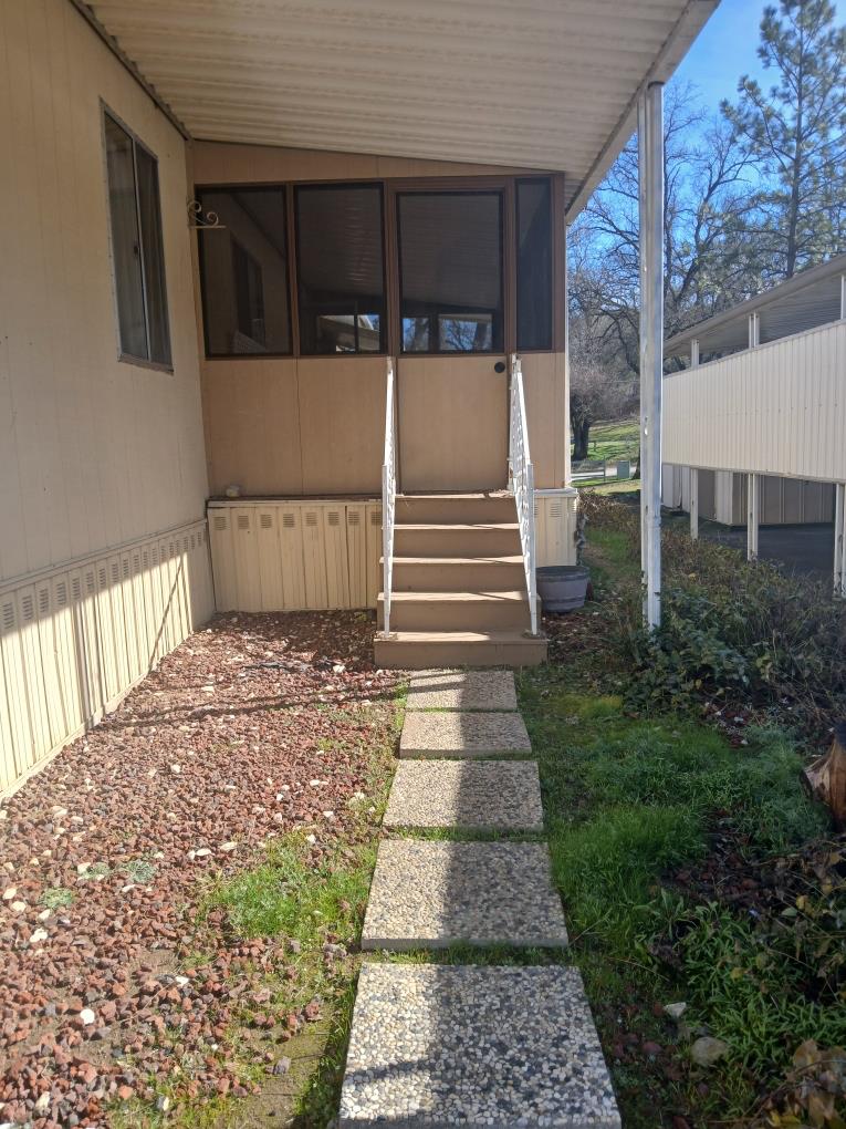39678 Road 425B #SPC93, Oakhurst, CA 93644