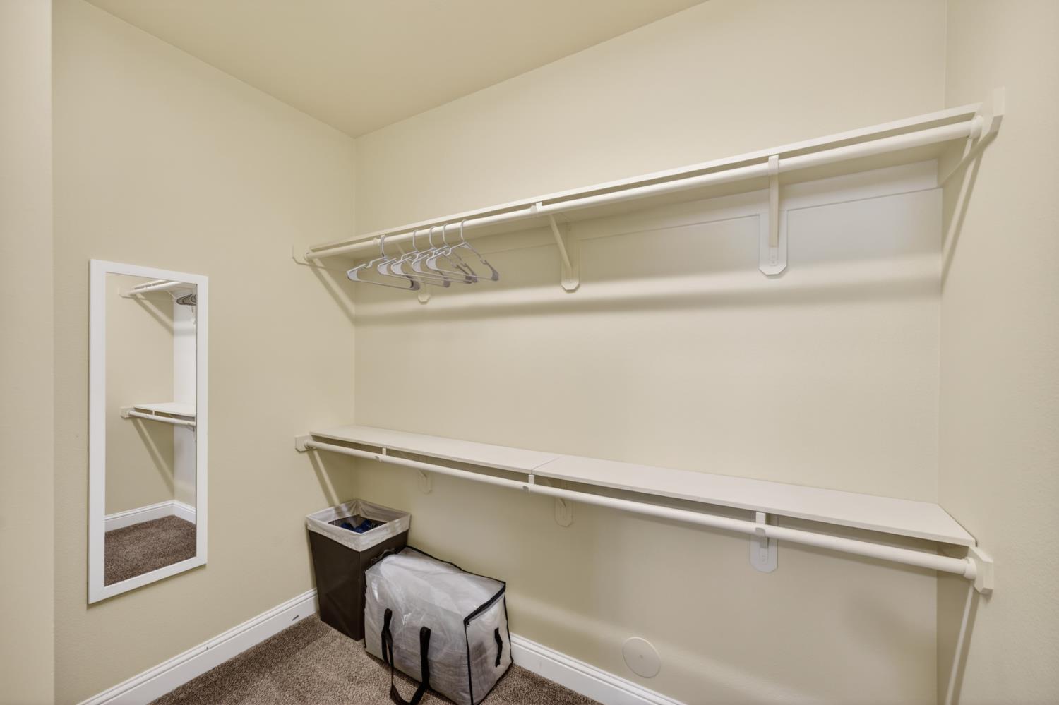 39597 Sunrock Ln, Shaver Lake, CA 93664