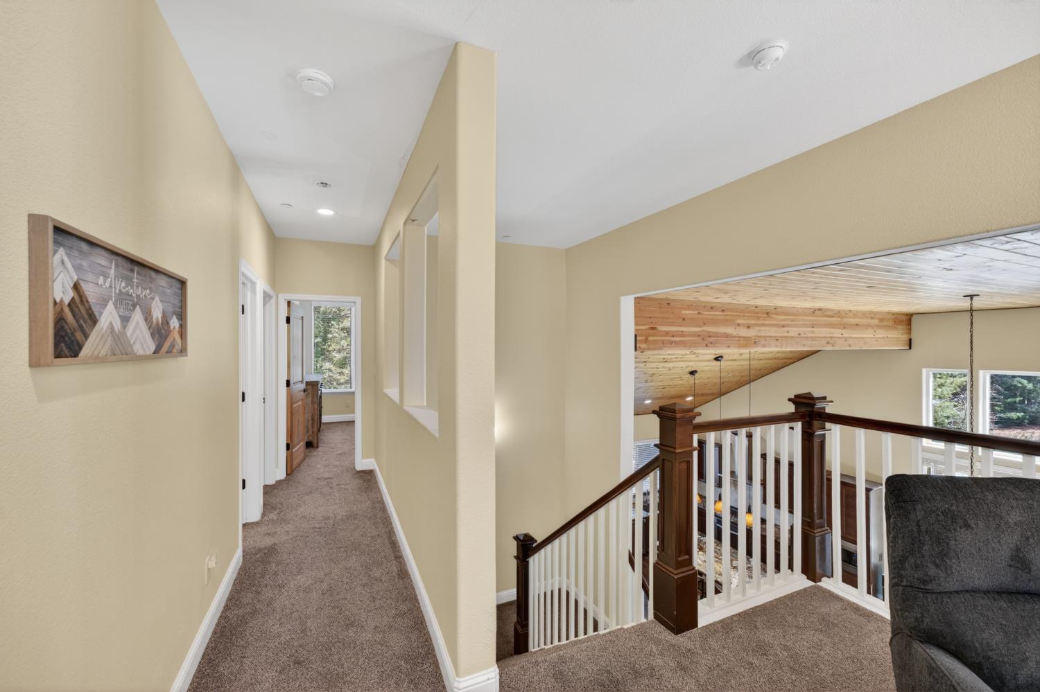 39597 Sunrock Ln, Shaver Lake, CA 93664