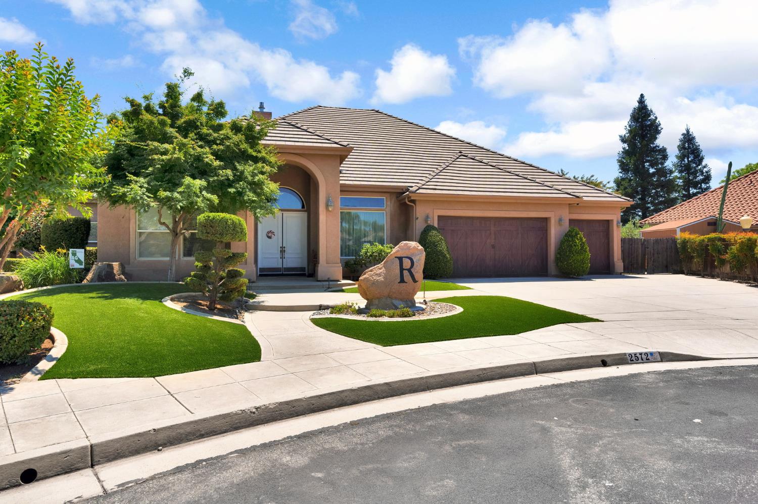 2572 Trenton Ave, Clovis, CA 93619
