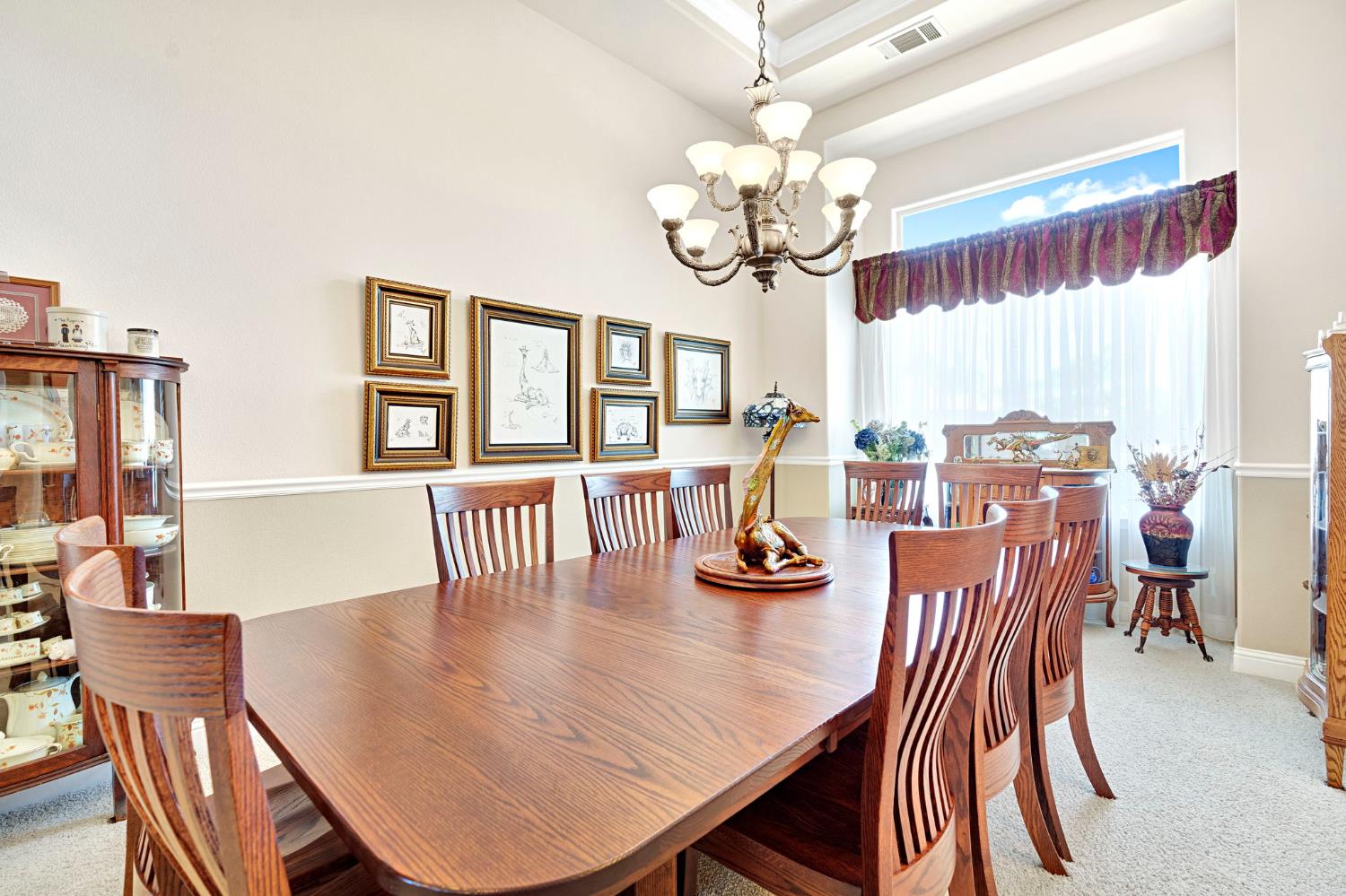 2572 Trenton Ave, Clovis, CA 93619