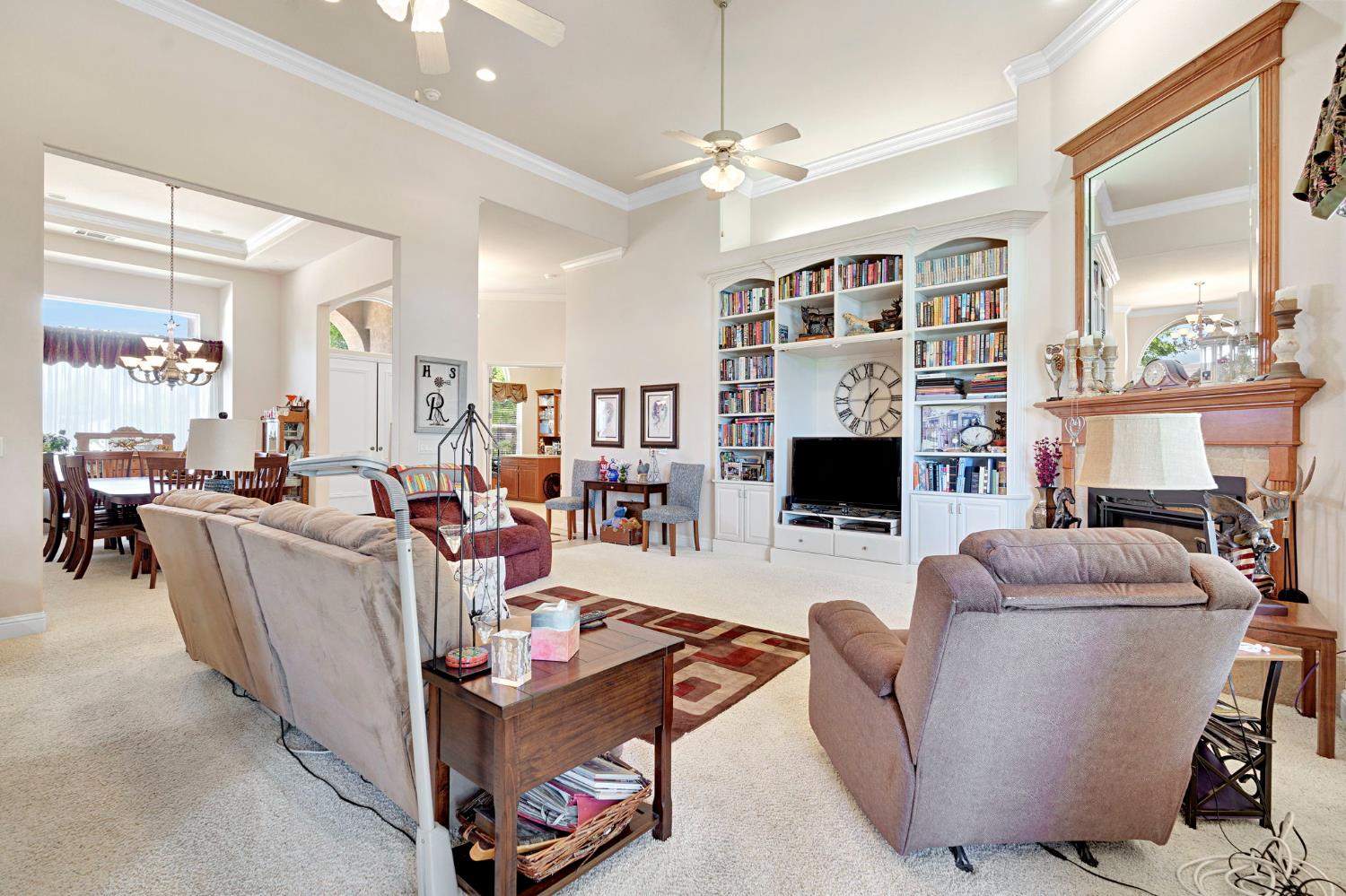 2572 Trenton Ave, Clovis, CA 93619