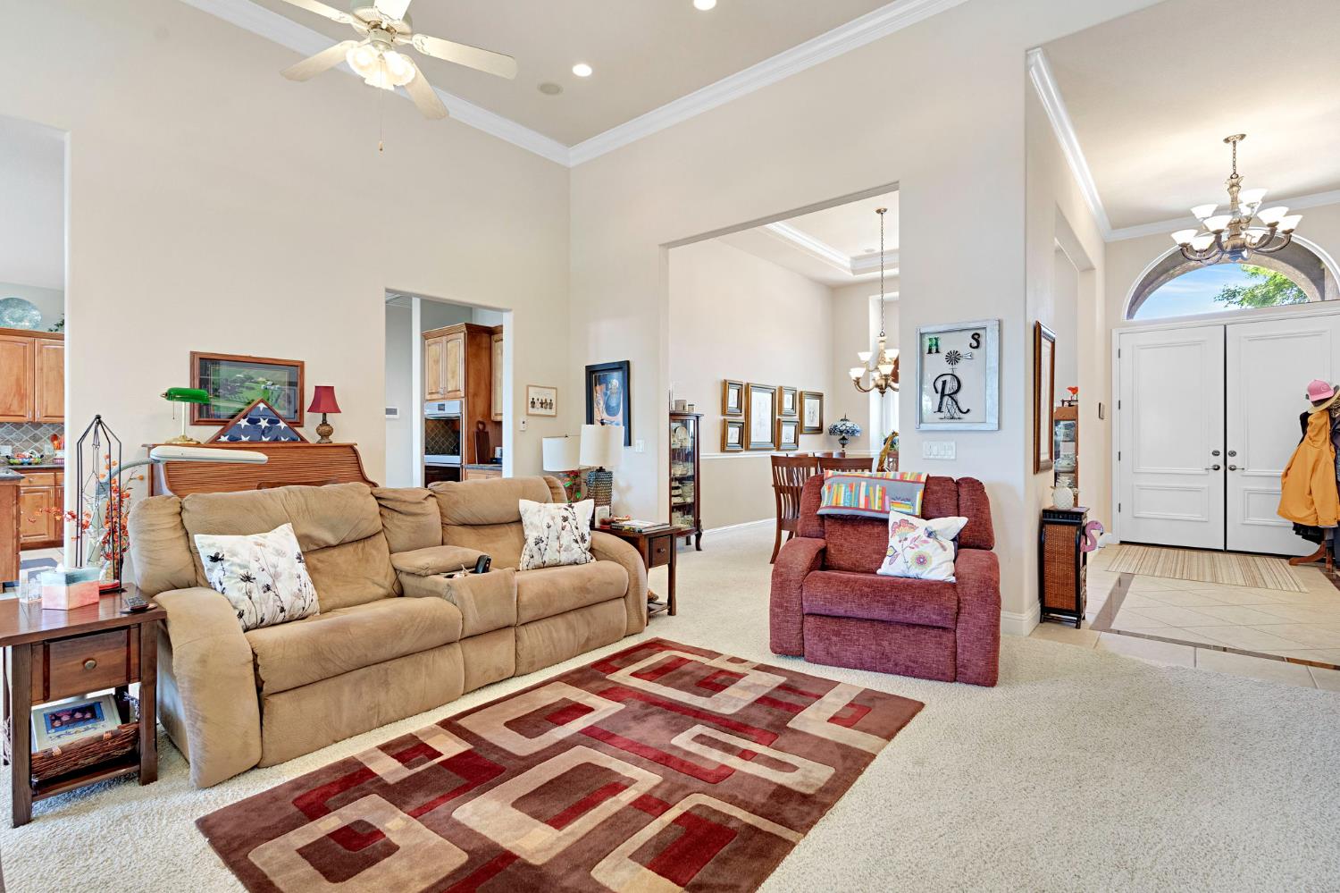 2572 Trenton Ave, Clovis, CA 93619