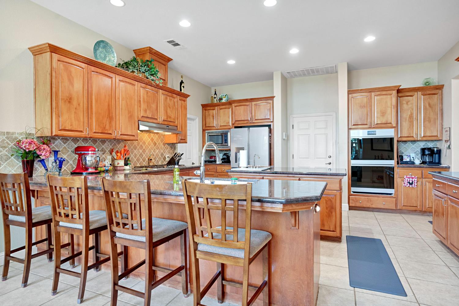 2572 Trenton Ave, Clovis, CA 93619