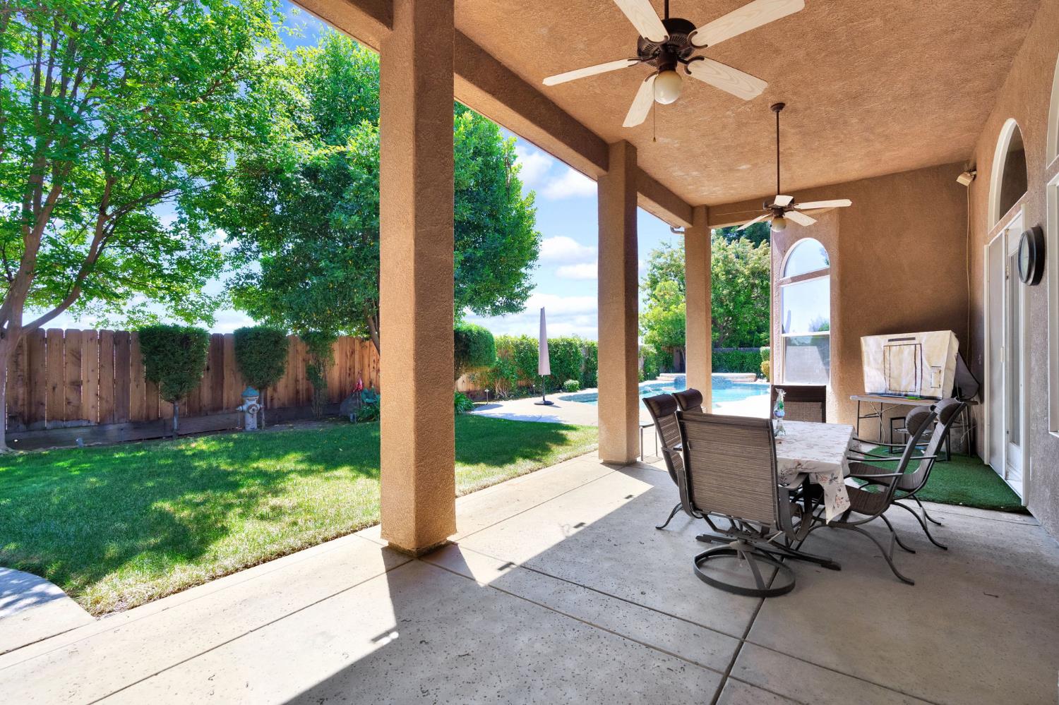2572 Trenton Ave, Clovis, CA 93619