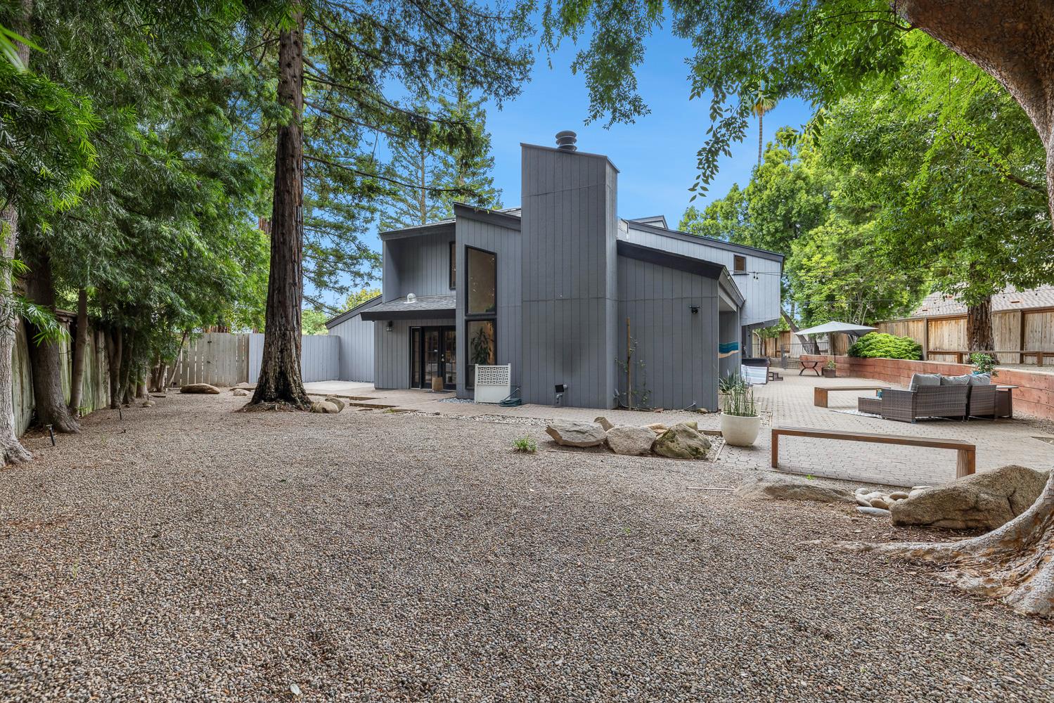 6638 N Marty Ave, Fresno, CA 93711