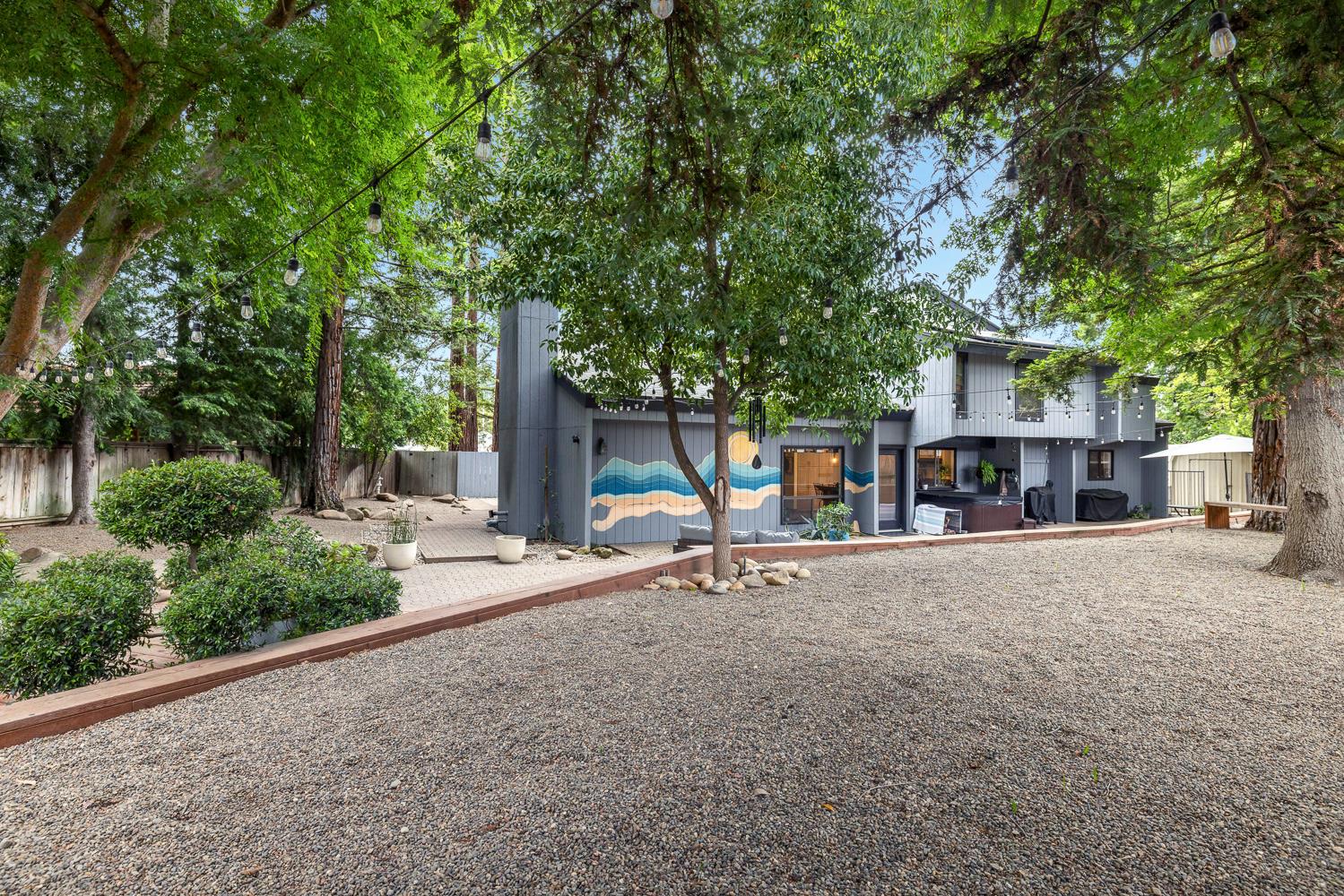6638 N Marty Ave, Fresno, CA 93711