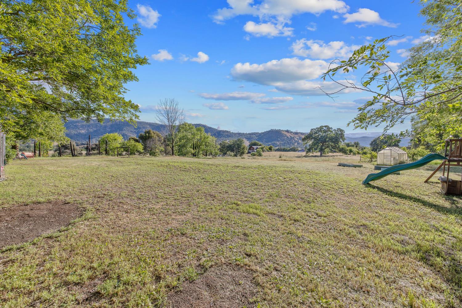 29478 Fallen Oak Rd, Tollhouse, CA 93667