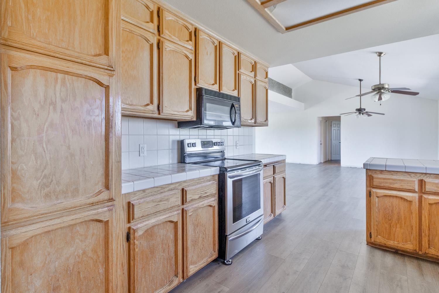 36805 Blanca Ave, Madera, CA 93636