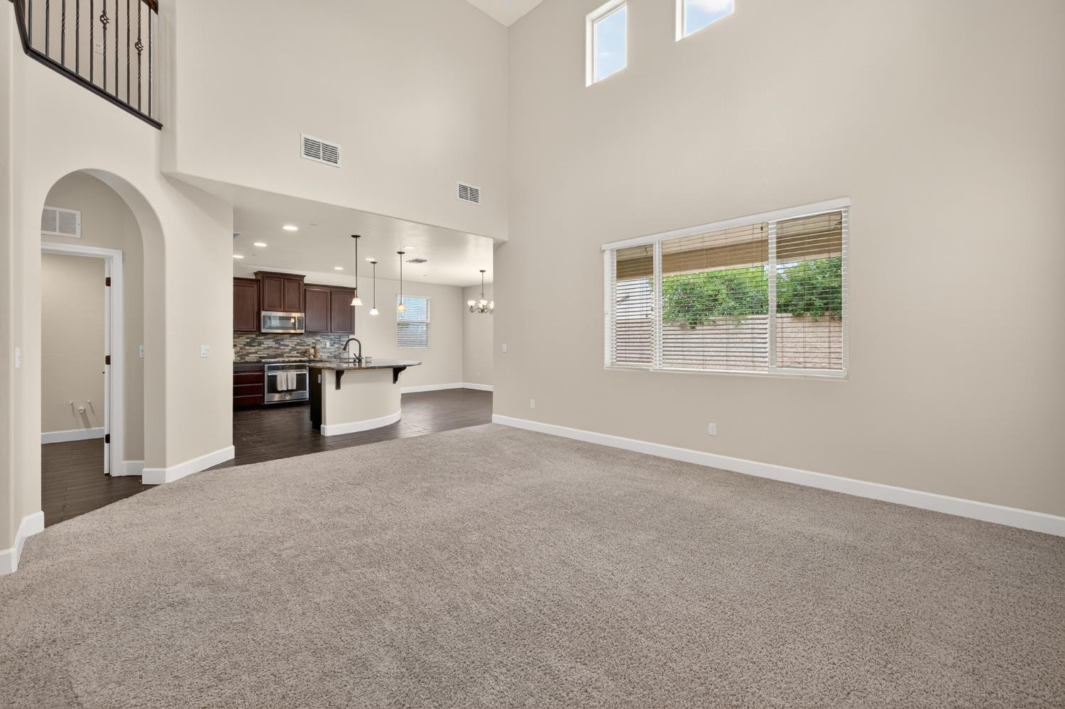 3579 Taylor Ln, Clovis, CA 93619