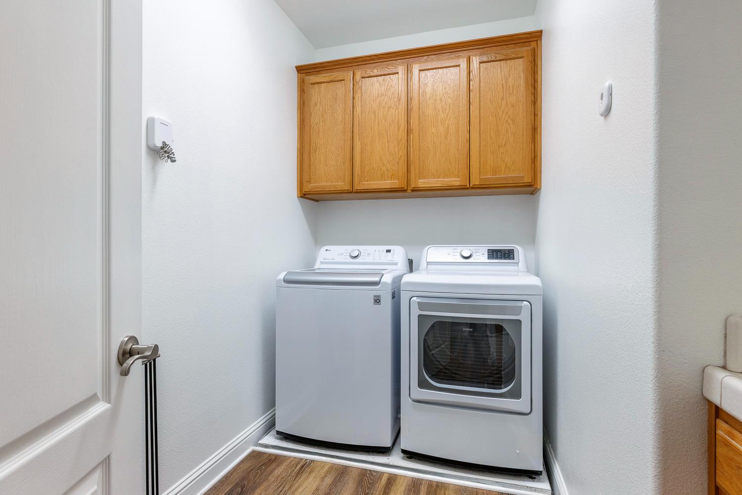 2696 Robinwood Ave, Clovis, CA 93611