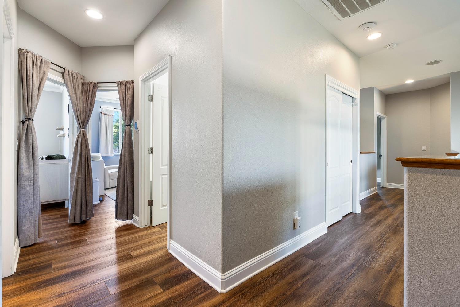2696 Robinwood Ave, Clovis, CA 93611