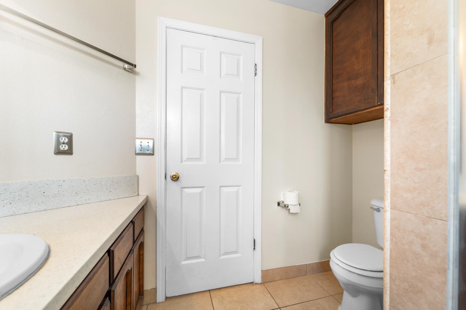 1407 Purvis Ave, Clovis, CA 93611