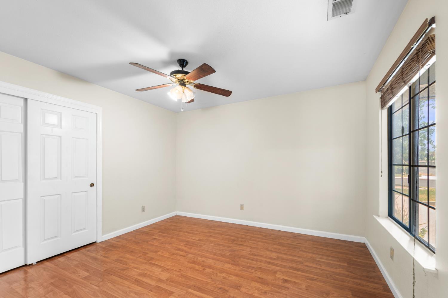1407 Purvis Ave, Clovis, CA 93611