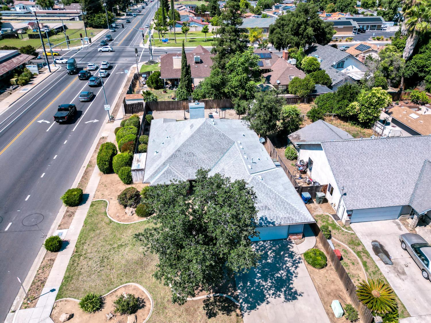 1407 Purvis Ave, Clovis, CA 93611