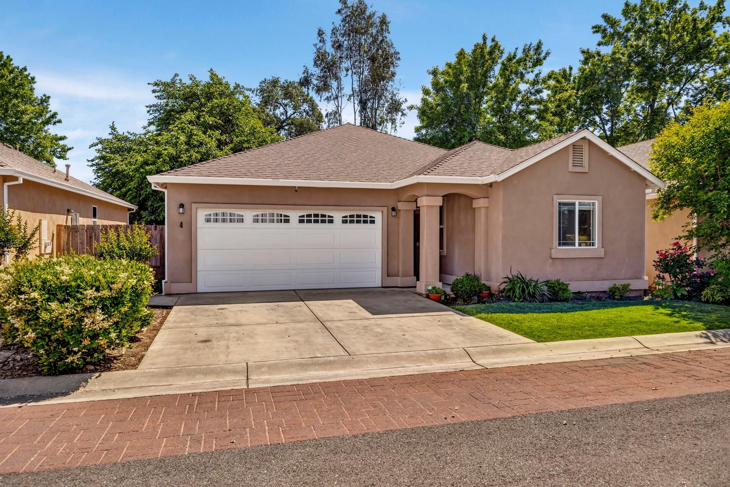 4 Harrier Ln, Chico, CA 95926