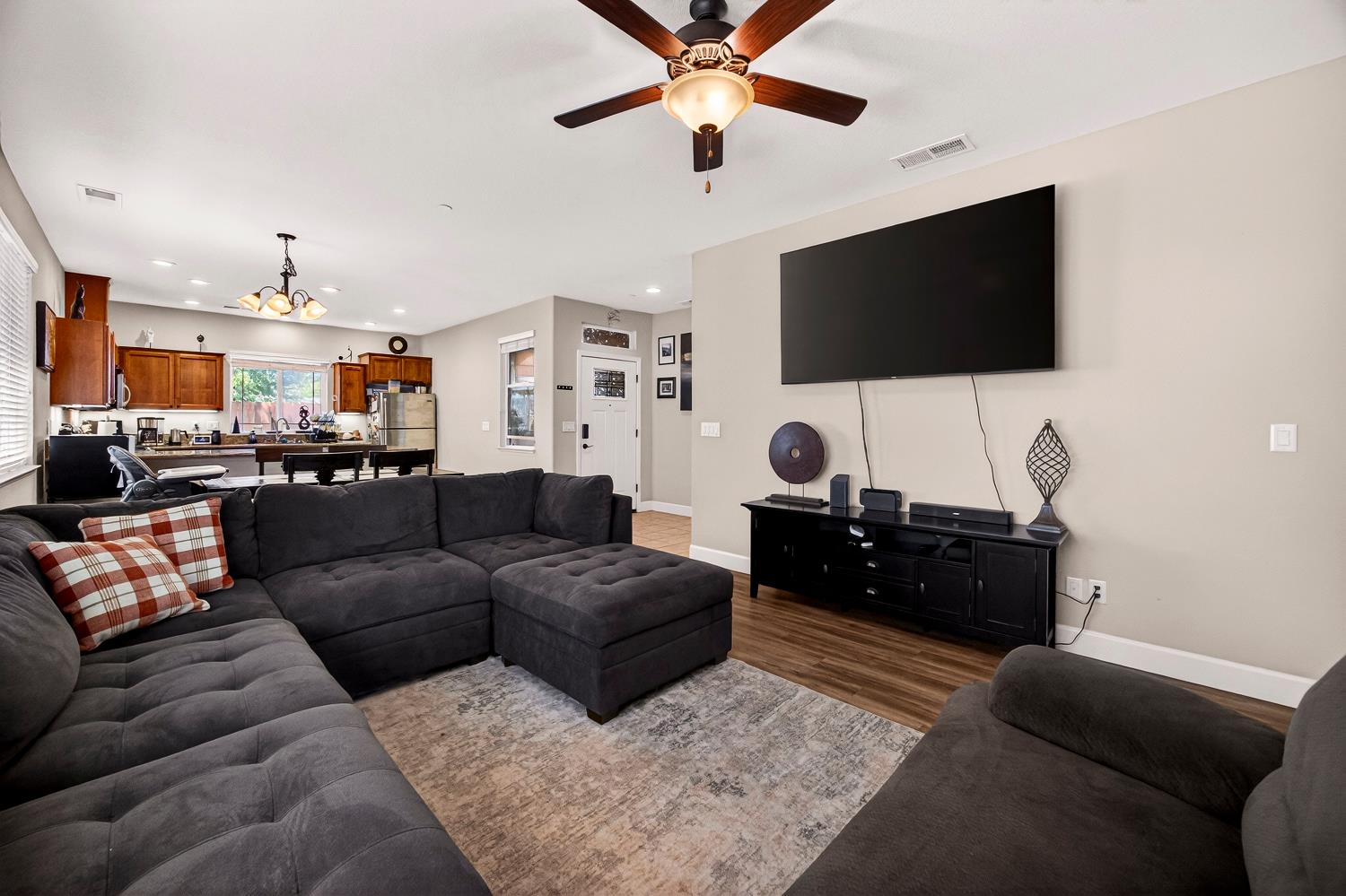 4 Harrier Ln, Chico, CA 95926