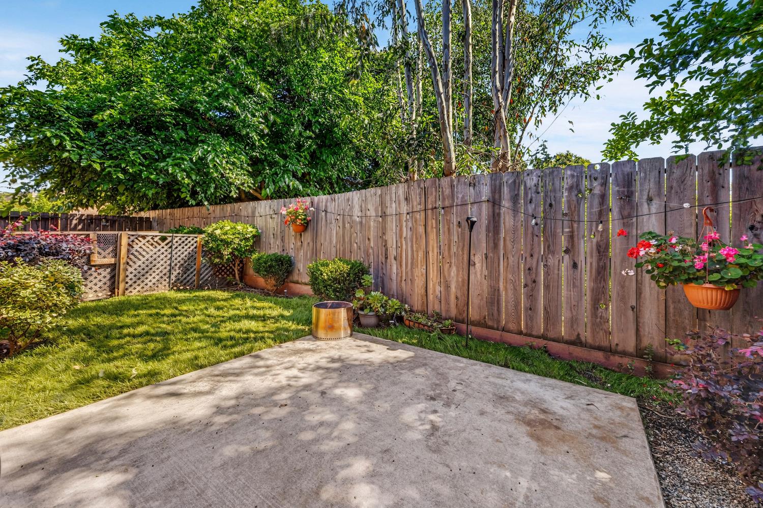 4 Harrier Ln, Chico, CA 95926