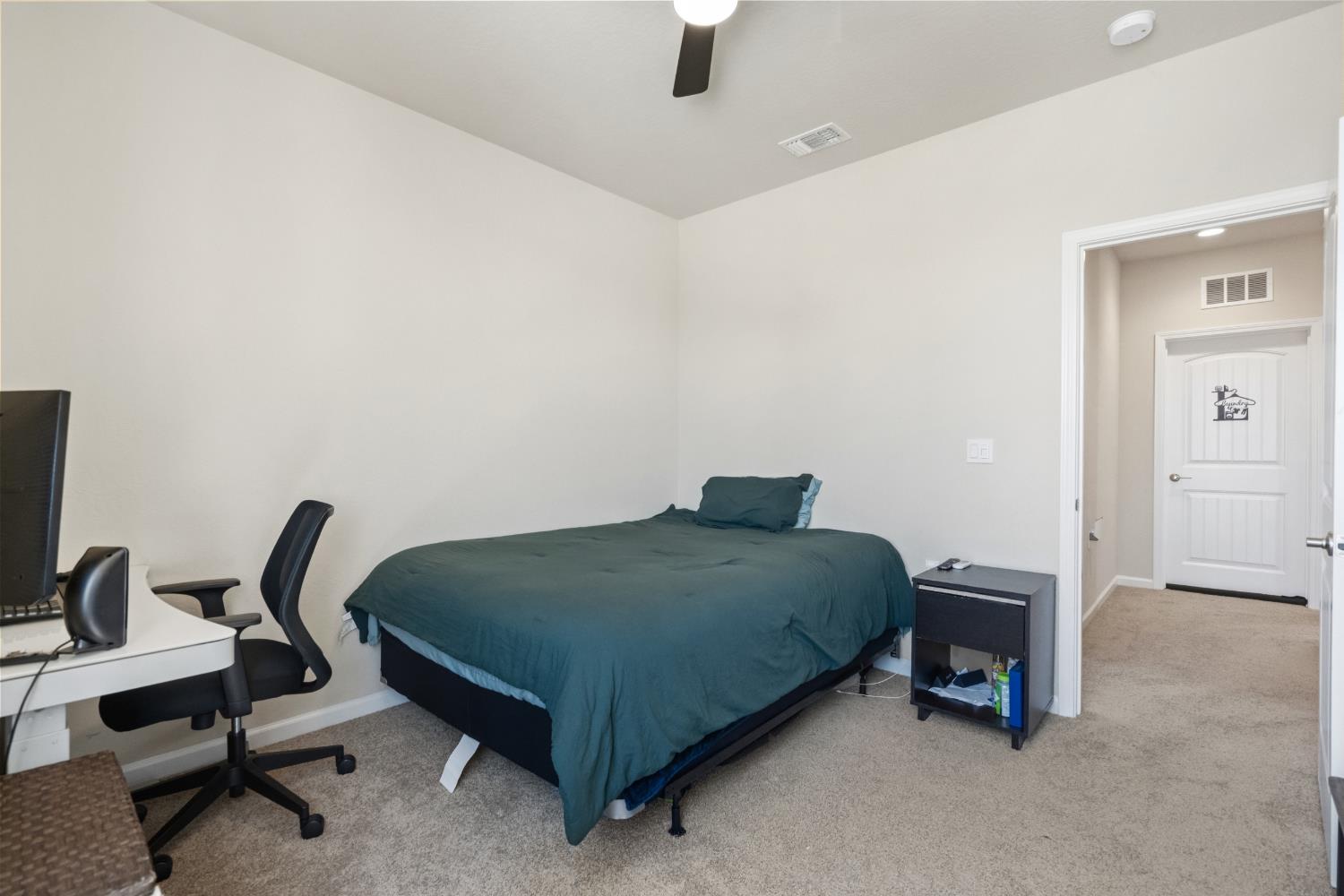 2203 N Laverne Ave, Fresno, CA 93727