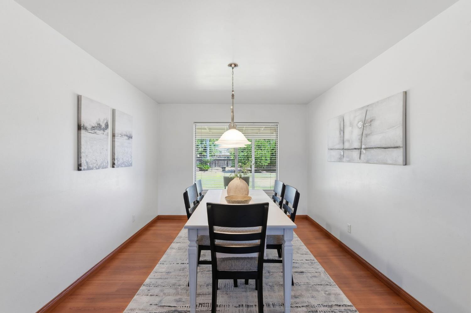 5396 W Clinton, Fresno, CA 93722