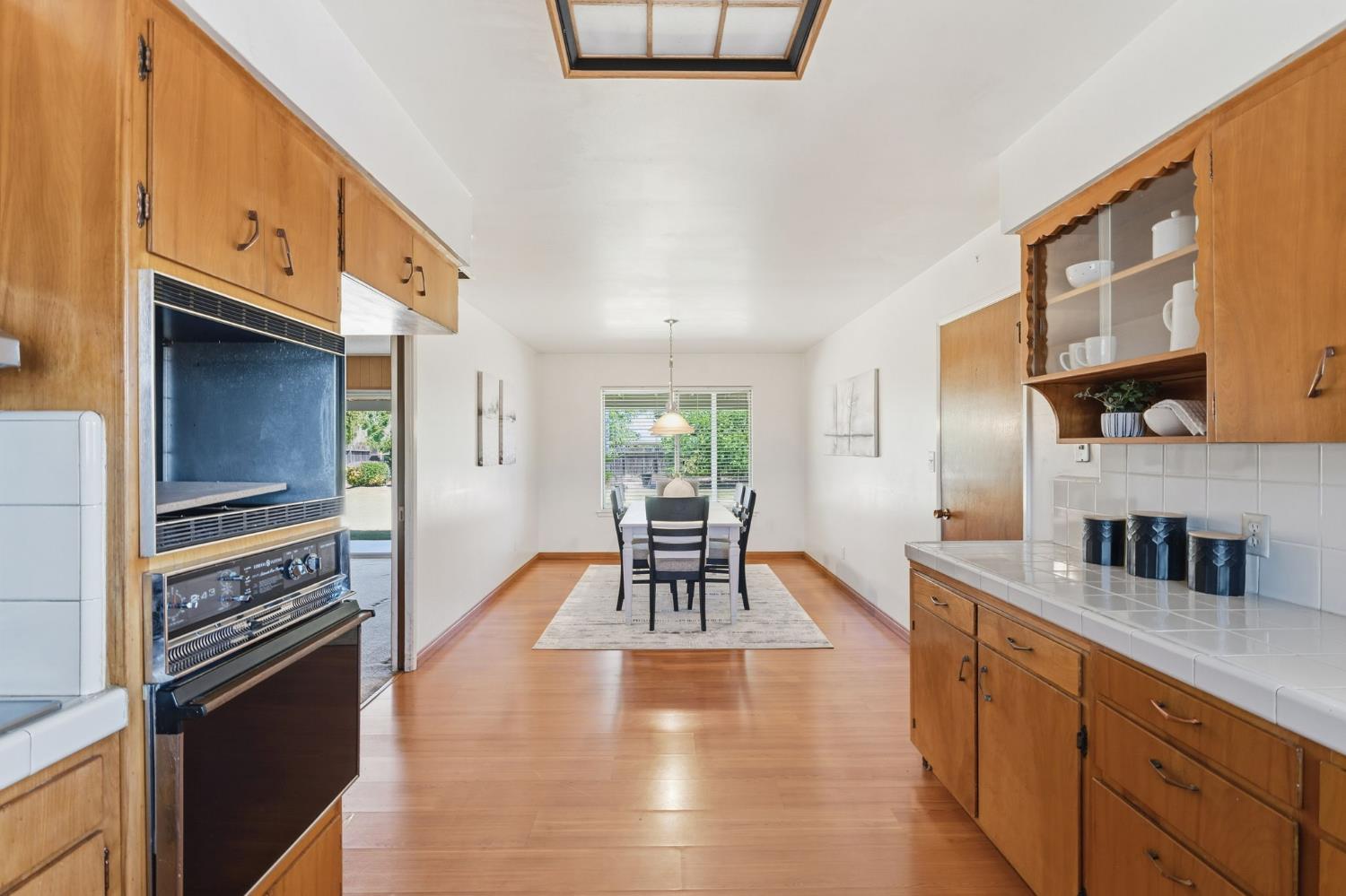 5396 W Clinton, Fresno, CA 93722