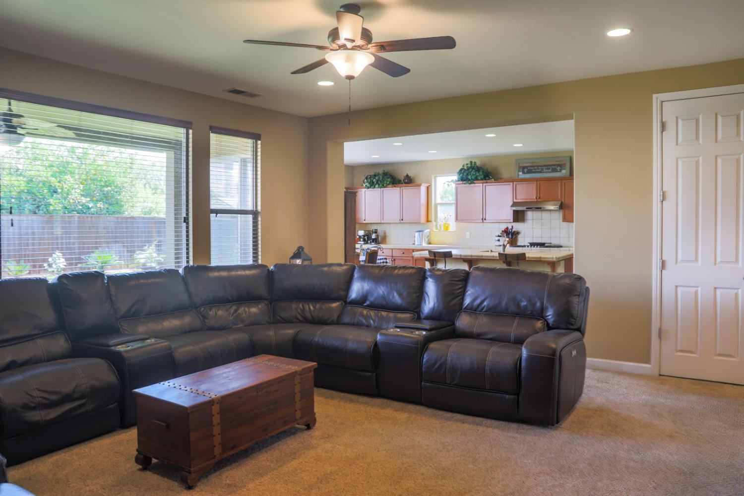 4292 N Gregory Ave, Fresno, CA 93722
