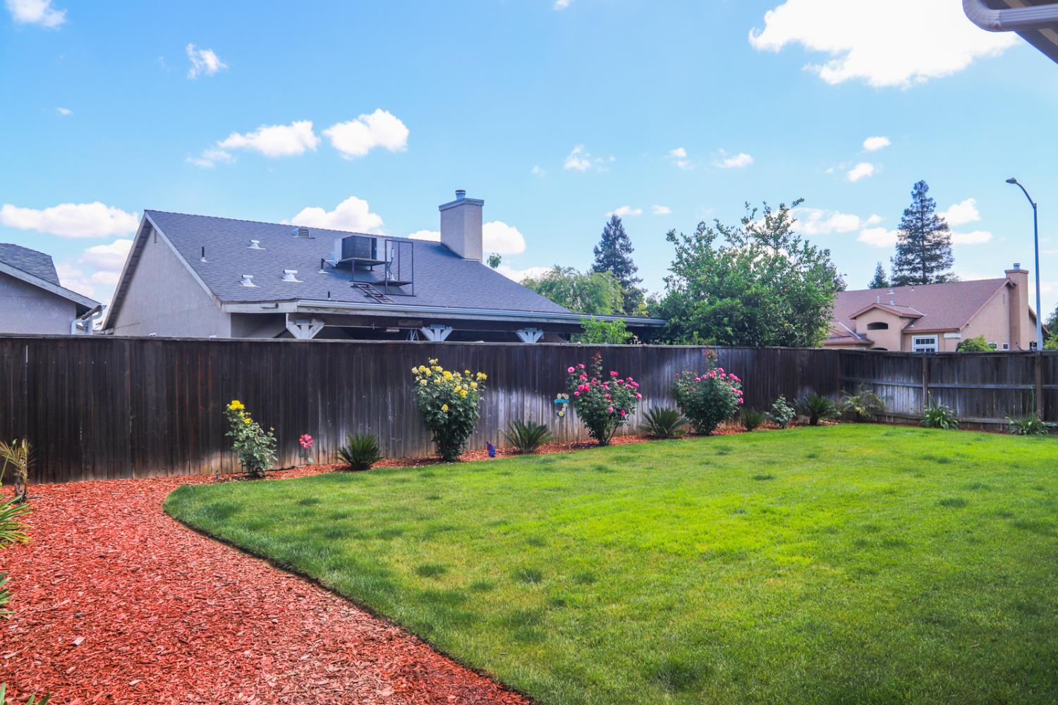 4292 N Gregory Ave, Fresno, CA 93722