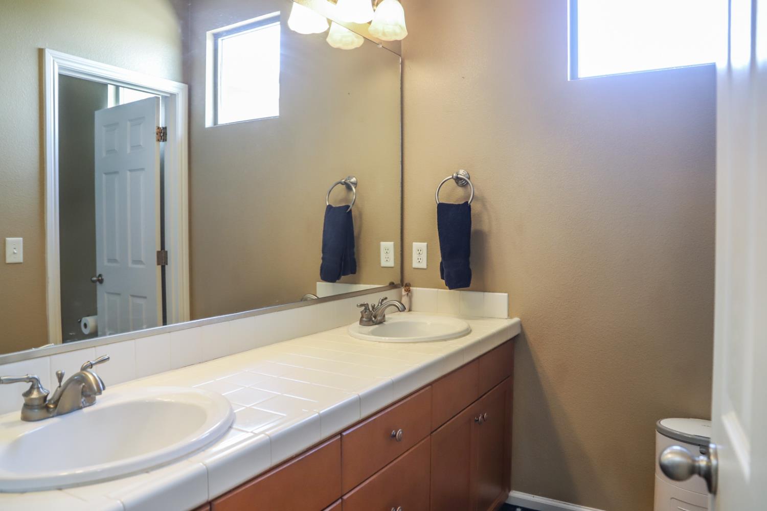 4292 N Gregory Ave, Fresno, CA 93722