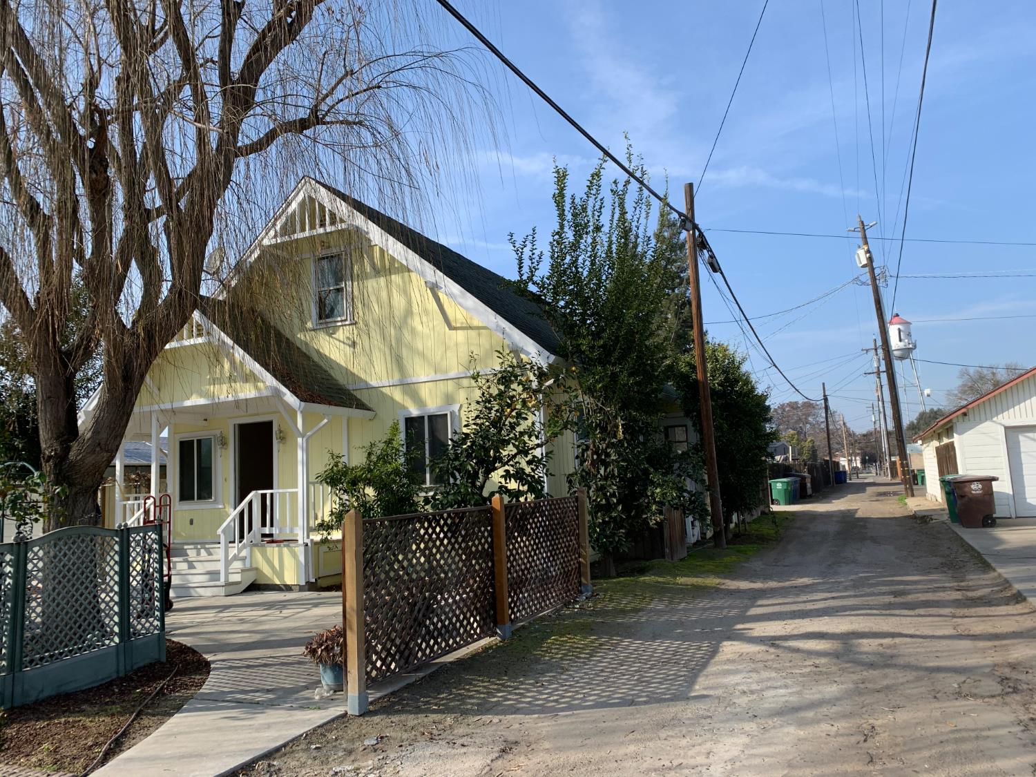 1300 Marion St, Kingsburg, CA 631