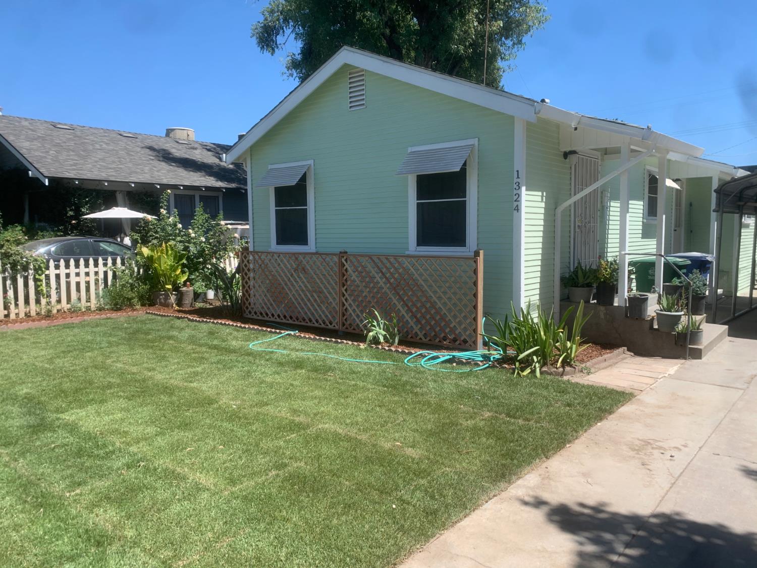 1300 Marion St, Kingsburg, CA 631