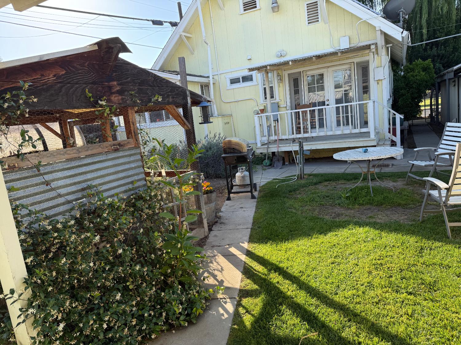 1300 Marion St, Kingsburg, CA 631