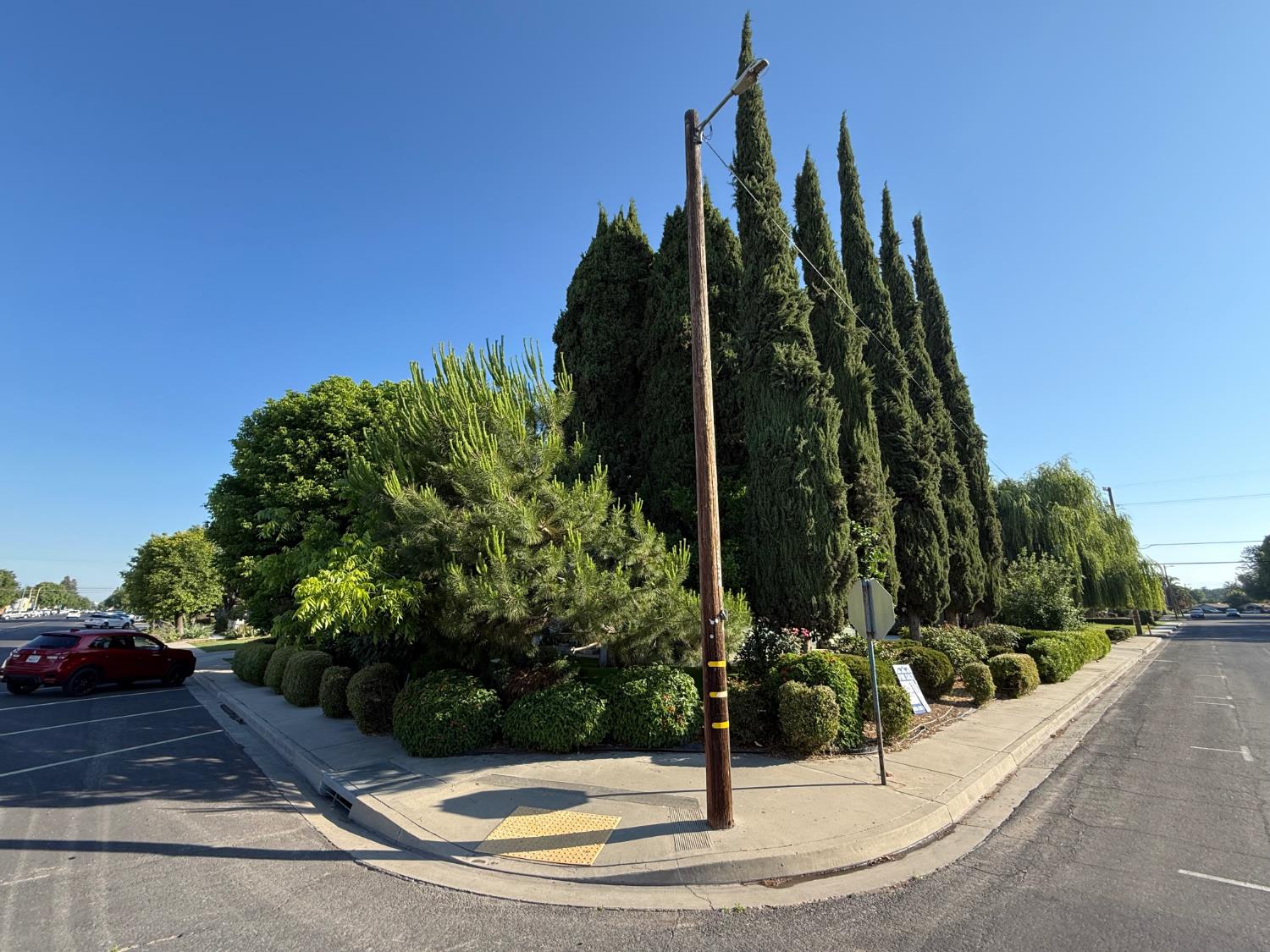 1300 Marion St, Kingsburg, CA 631