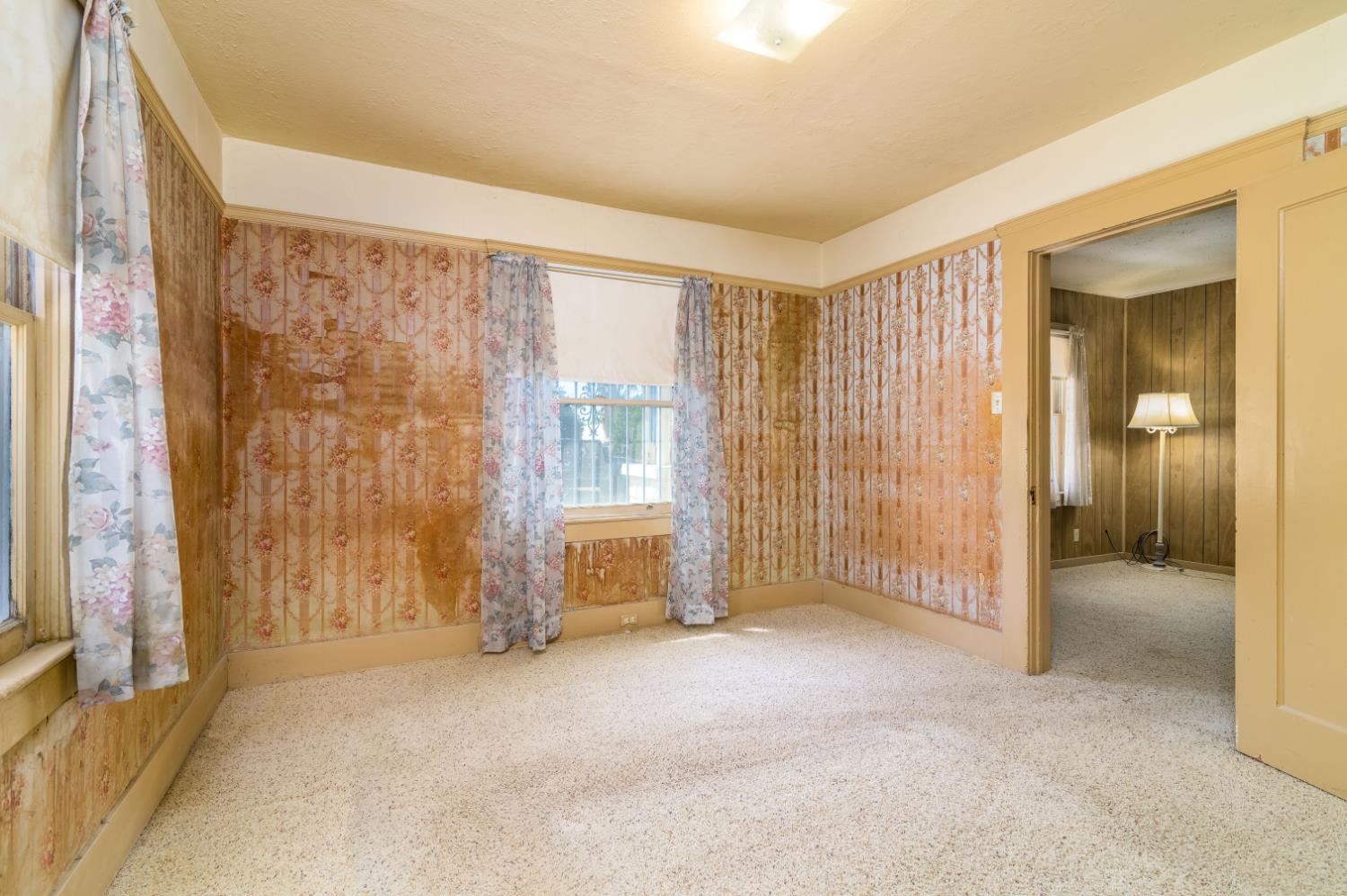 784 E Lincoln Ave, Fresno, CA 93725