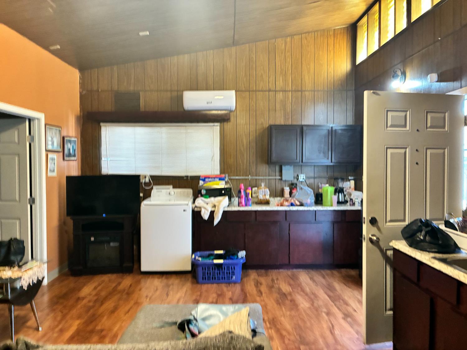 1231 C St, Reedley, CA 93654