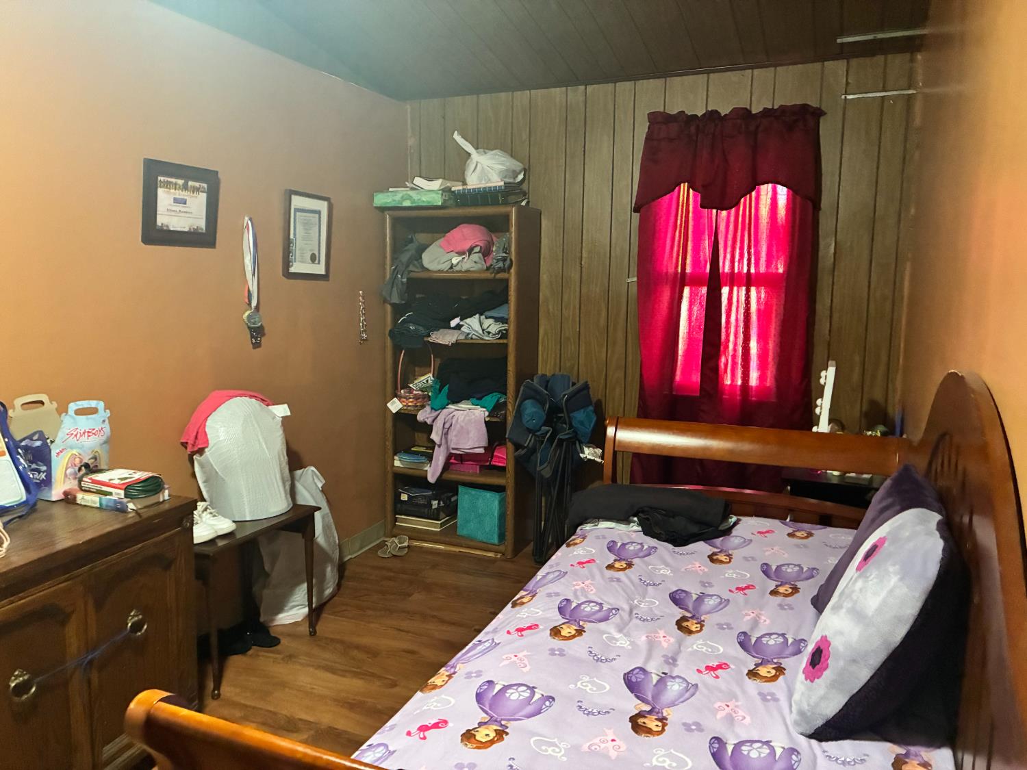 1231 C St, Reedley, CA 93654