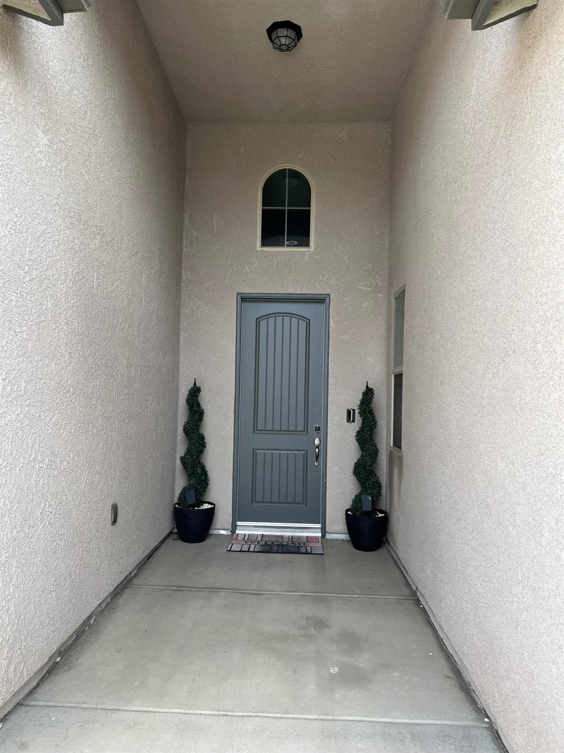 889 Coloma Pl, Madera, CA 93637