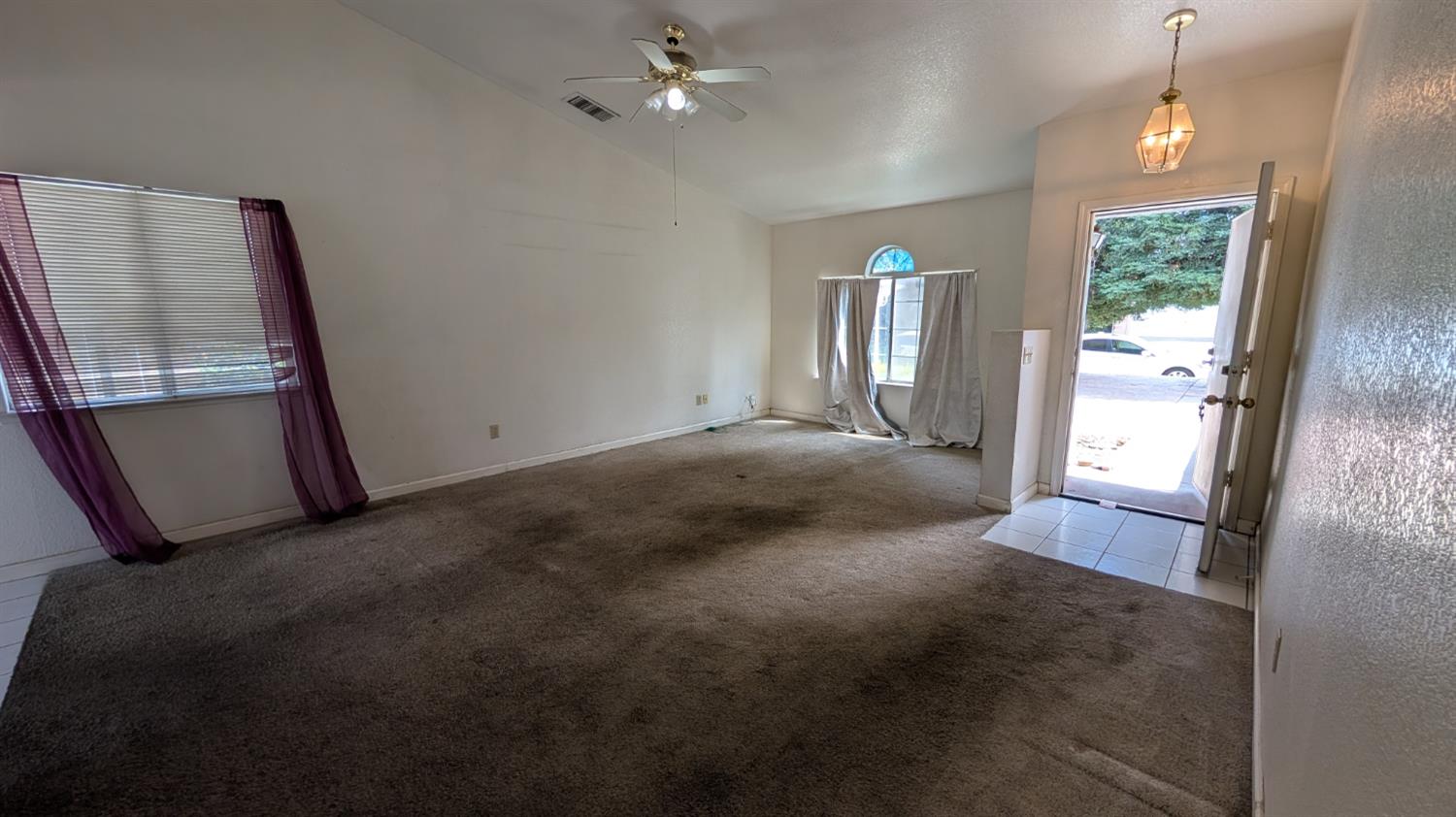 575 Macadamia Ave, Madera, CA 93637