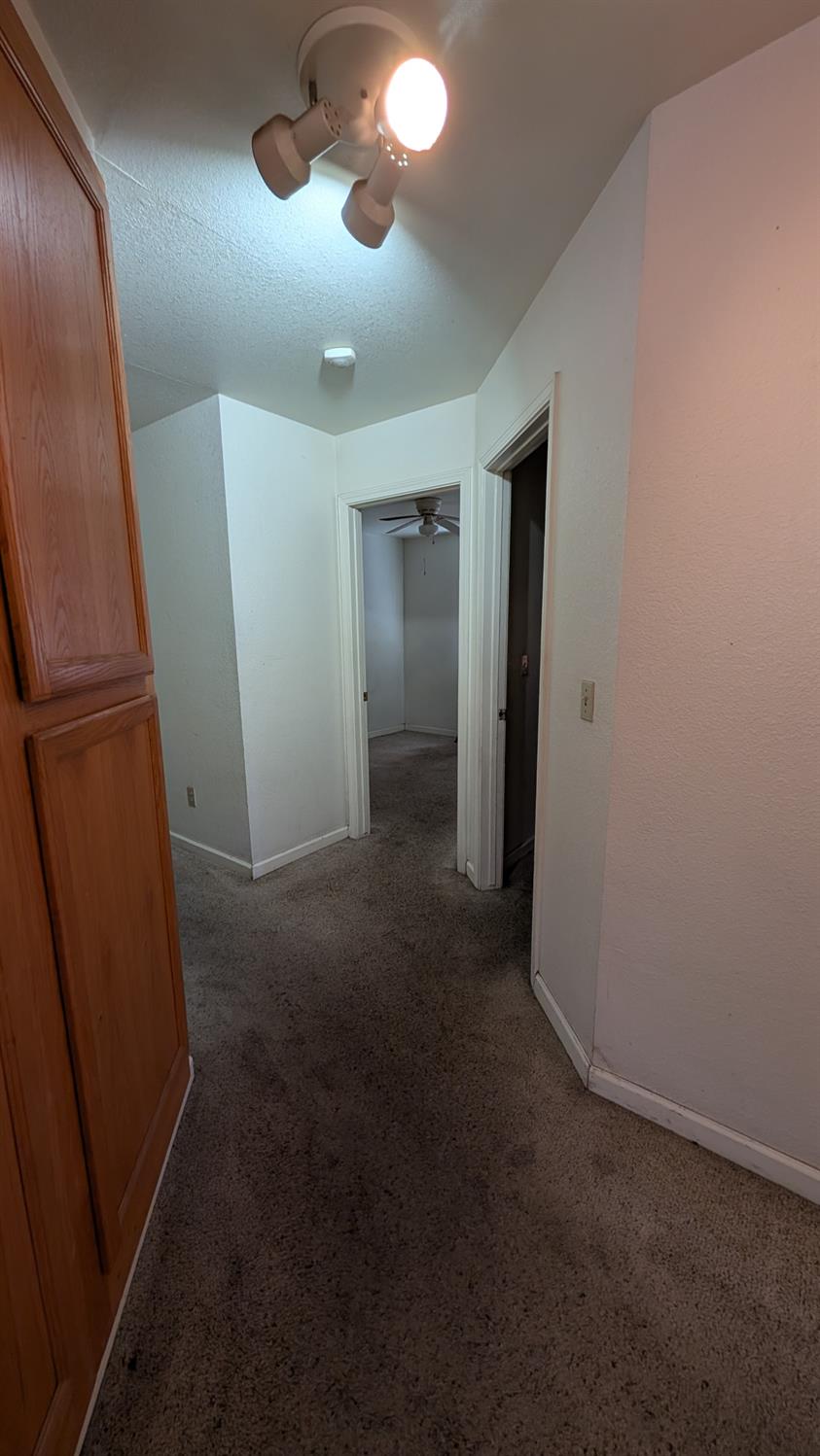 575 Macadamia Ave, Madera, CA 93637