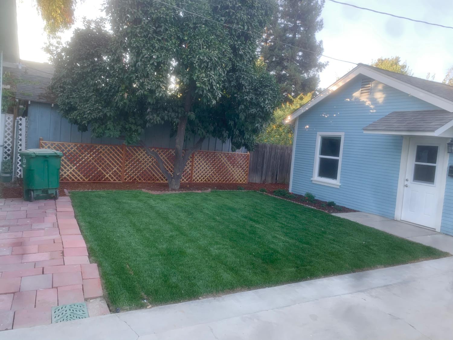 1300 Marion St, Kingsburg, CA 631