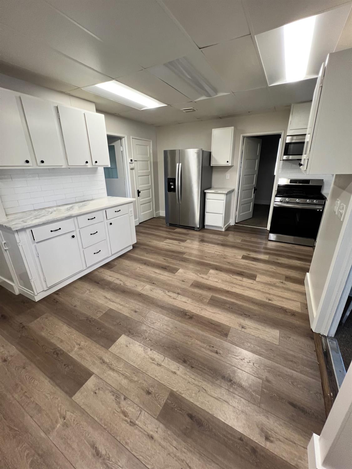 1300 Marion St, Kingsburg, CA 631