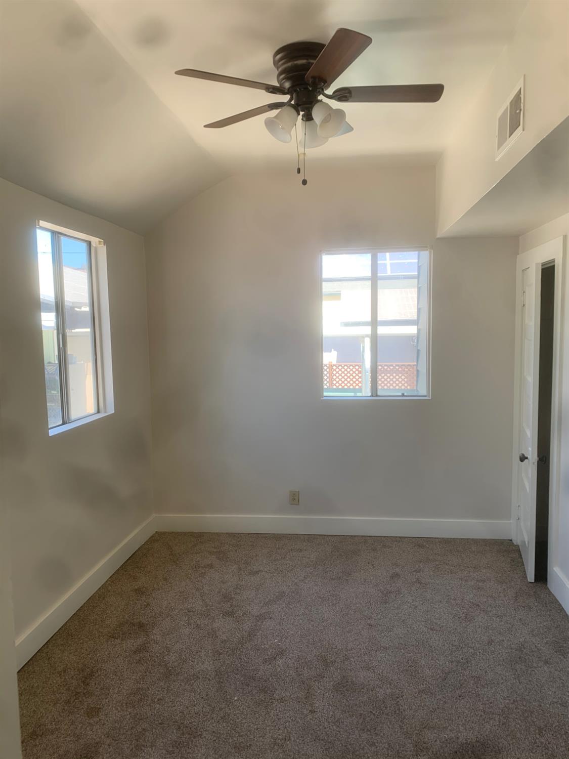 1300 Marion St, Kingsburg, CA 631