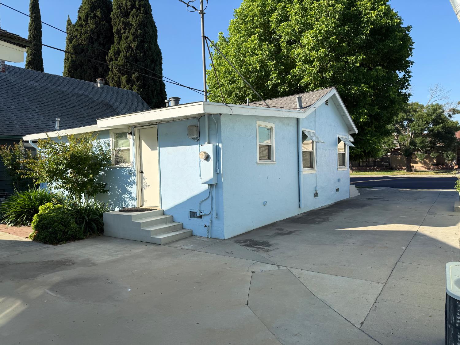 1300 Marion St, Kingsburg, CA 631
