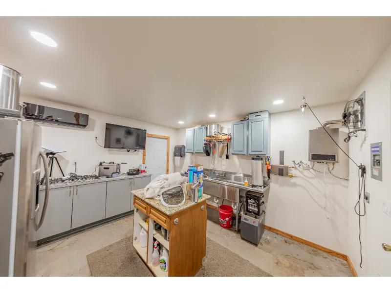 43980 Highway 49, Ahwahnee, CA 93601