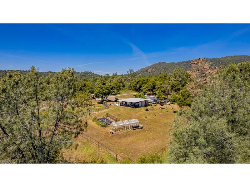 43980 Highway 49, Ahwahnee, CA 93601