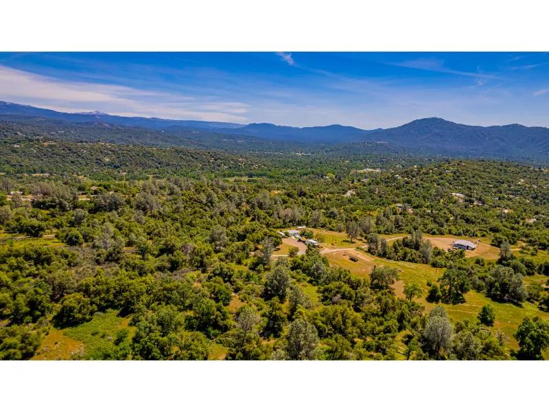 43980 Highway 49, Ahwahnee, CA 93601