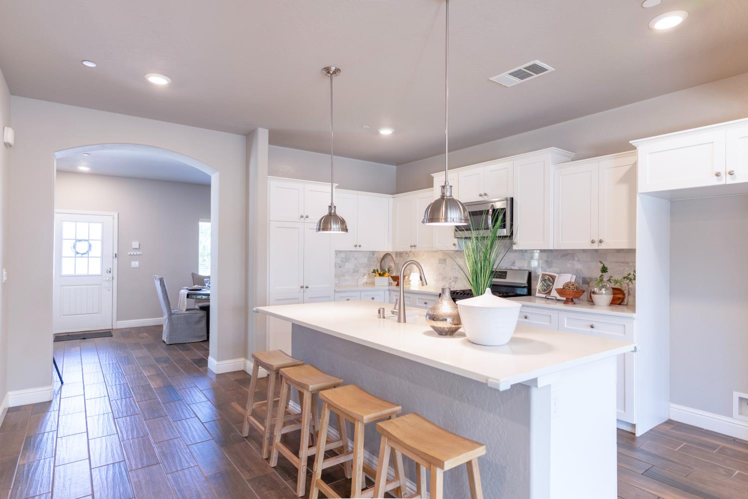 4158 Duncan Ave, Clovis, CA 93619