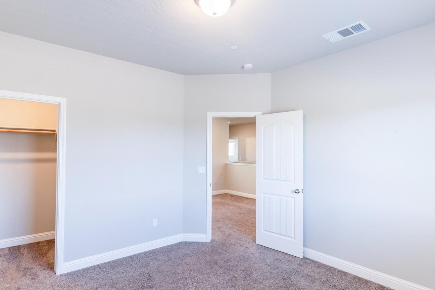 4158 Duncan Ave, Clovis, CA 93619